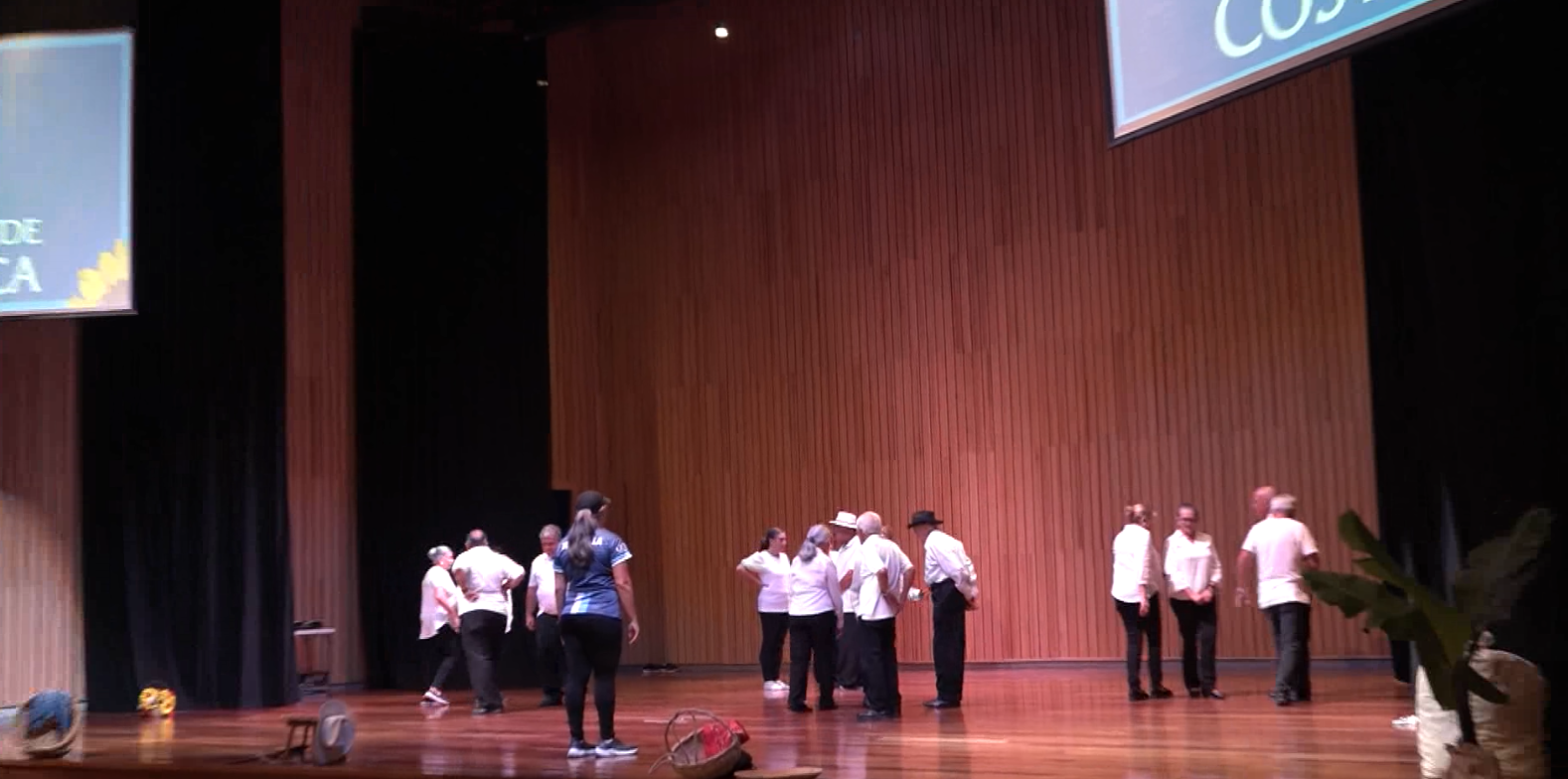 Imagen de coordinación de actividad en escenario