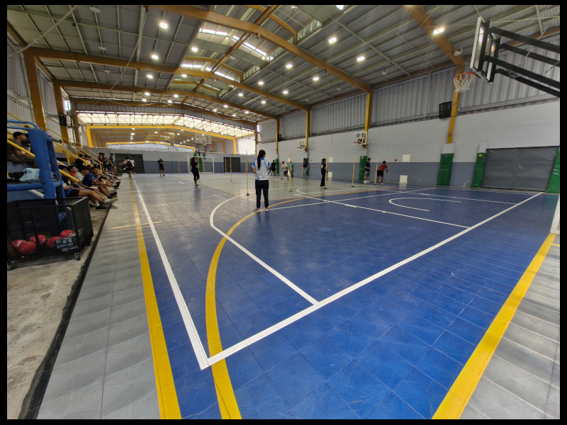 Imagen ilustrativa de prueba en gimnasio con piso sintético